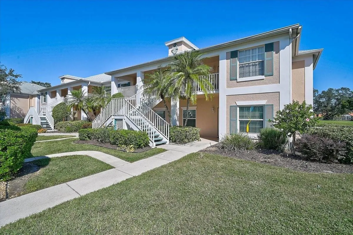 4214 CADDIE DR E #204 #204