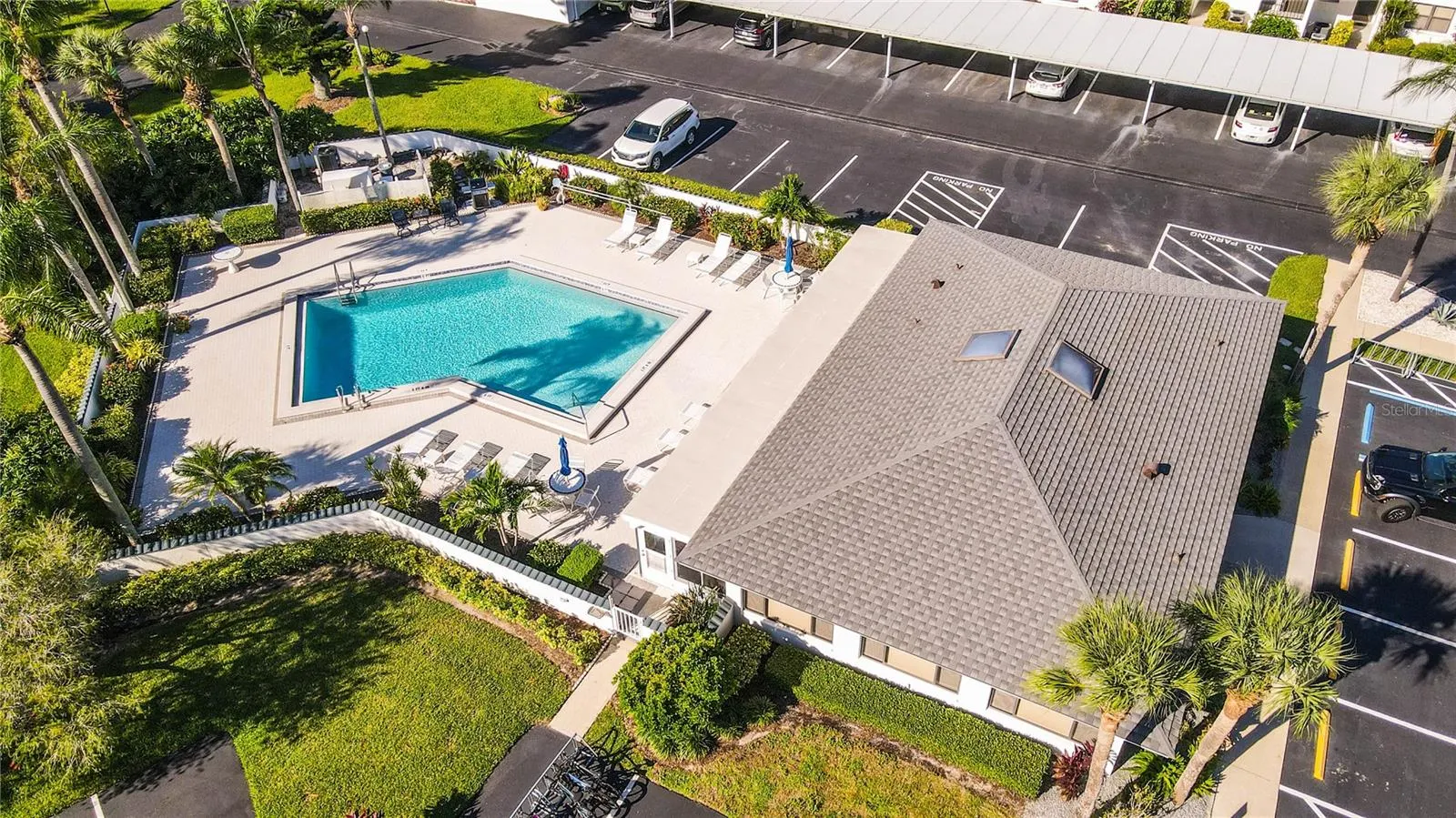 1100 CAPRI ISLES BLVD #318 #318
