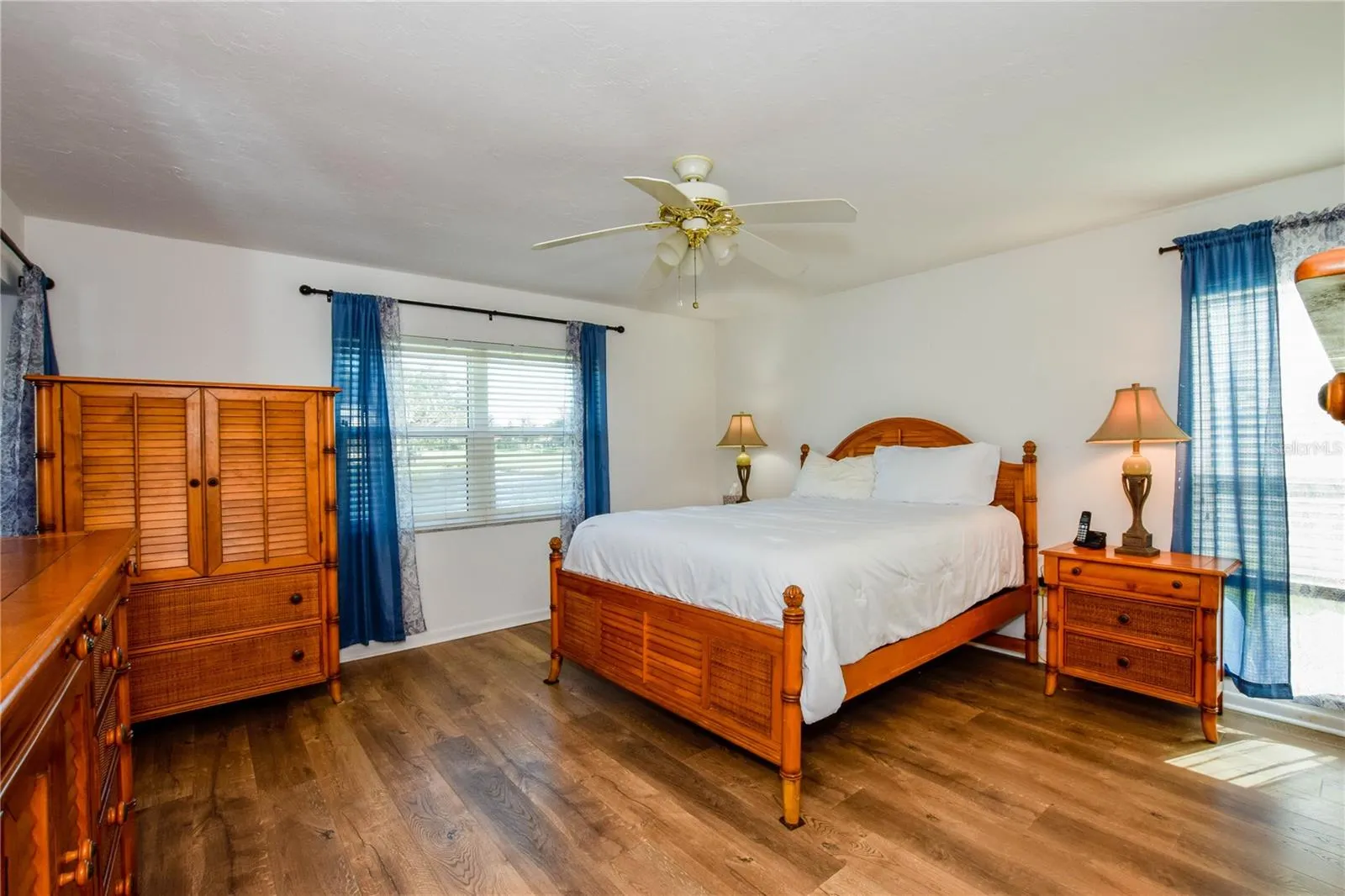 1100 CAPRI ISLES BLVD #318 #318