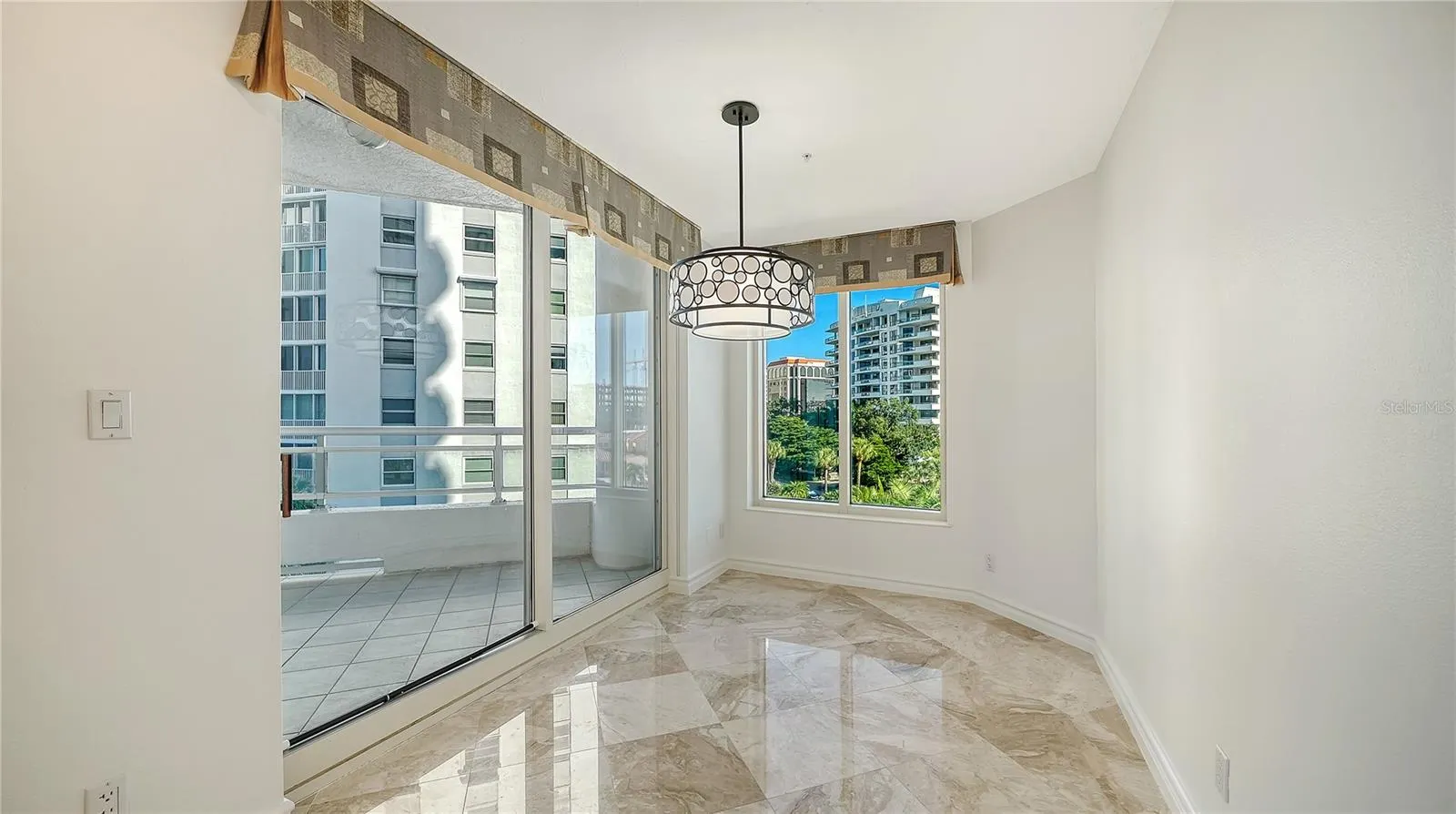 500 S PALM AVE #32 #32
