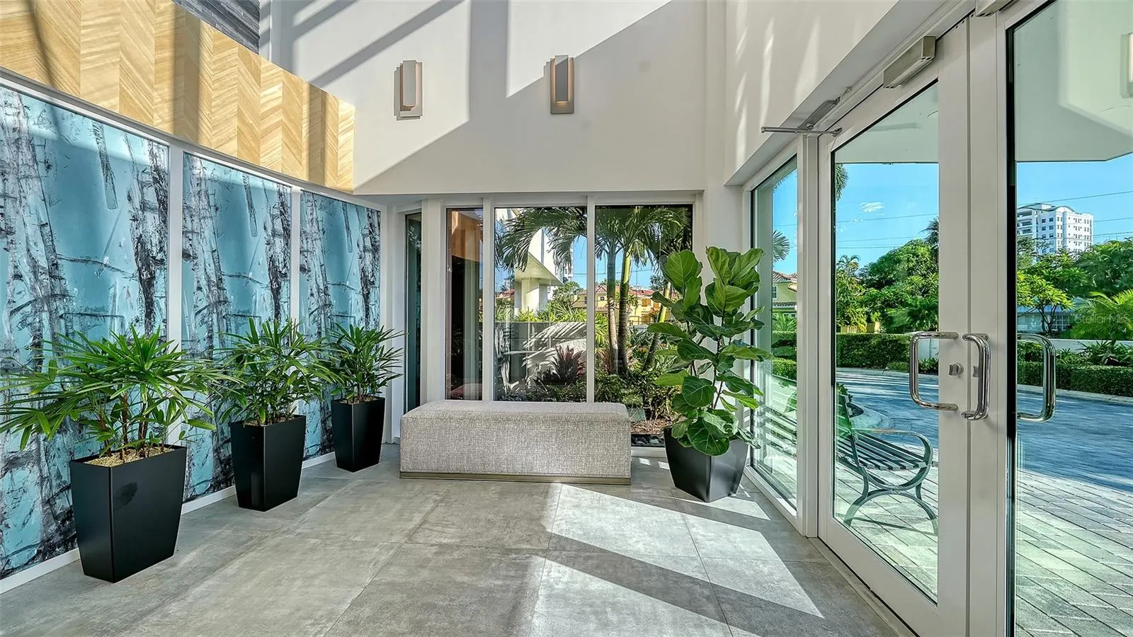 500 S PALM AVE #32 #32