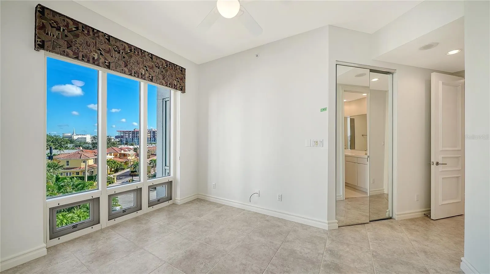 500 S PALM AVE #32 #32
