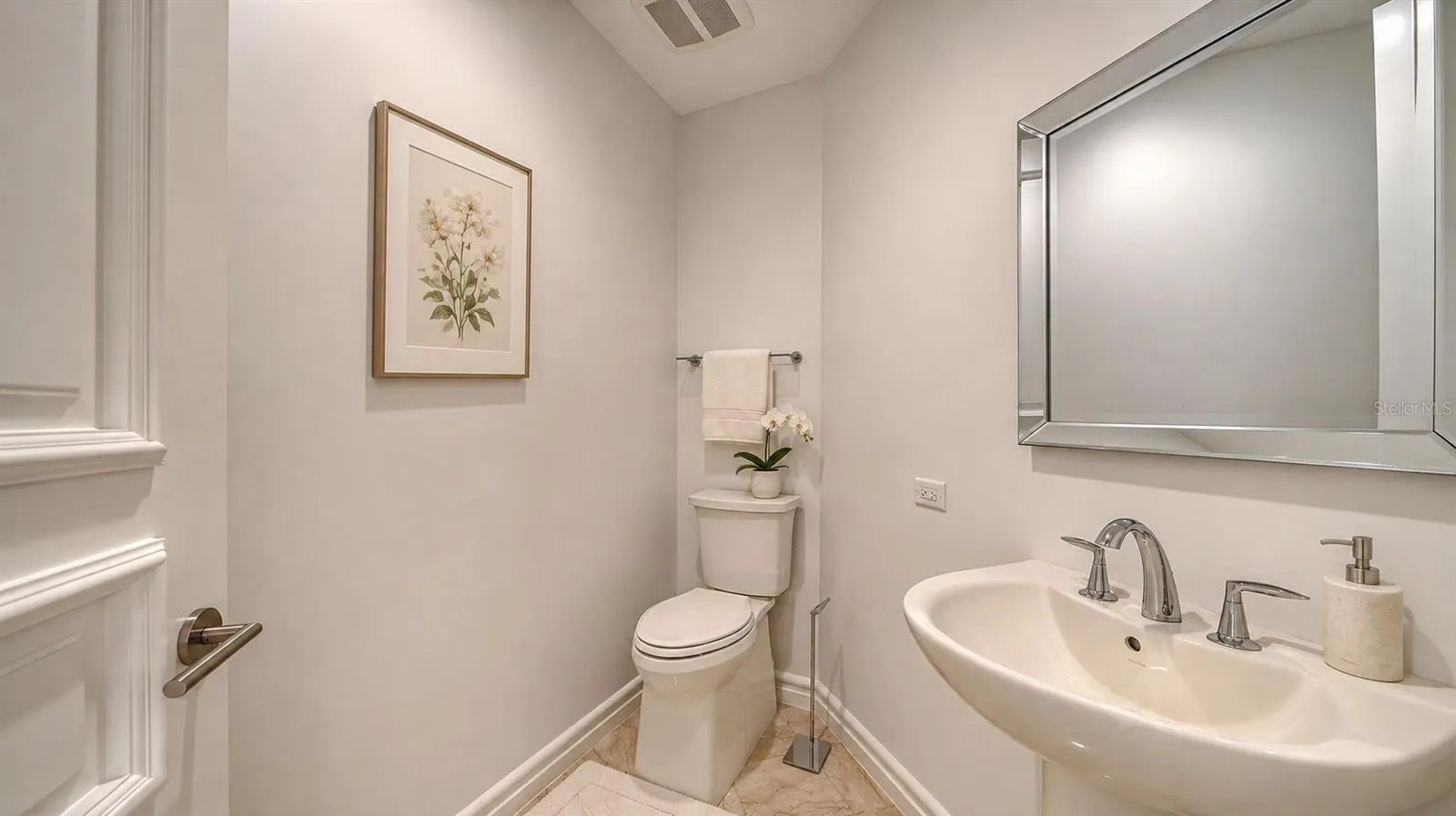 500 S PALM AVE #32 #32