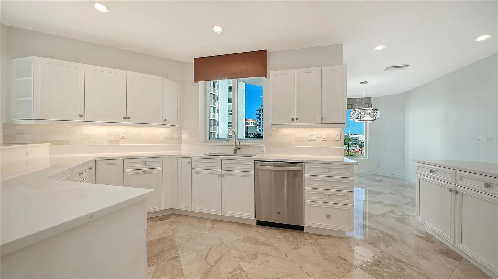 500 S PALM AVE #32 #32