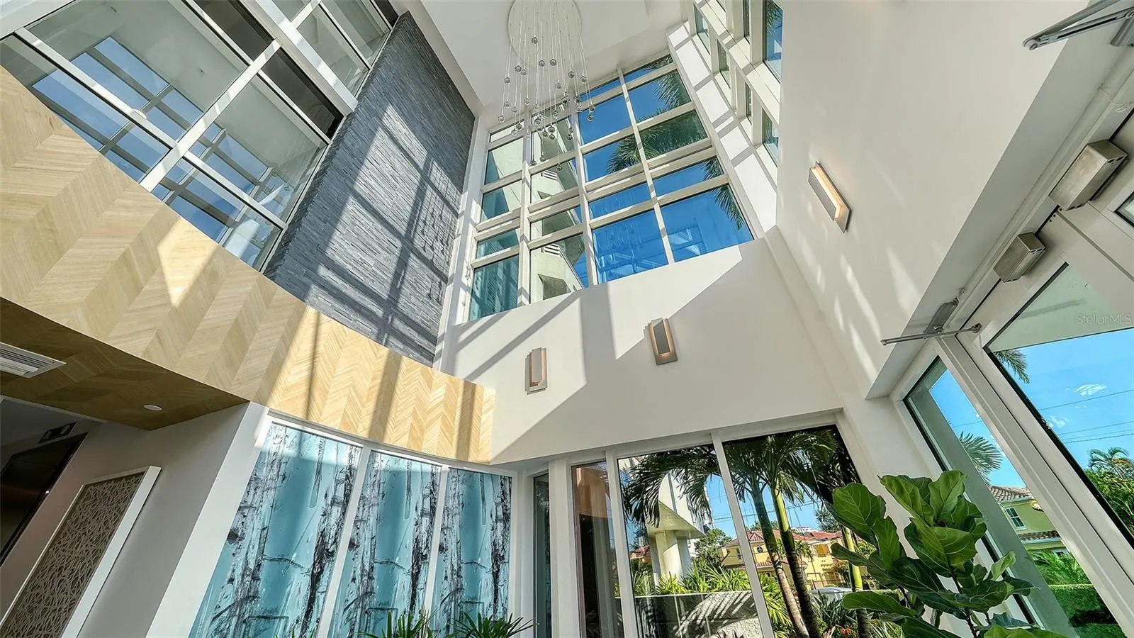 500 S PALM AVE #32 #32