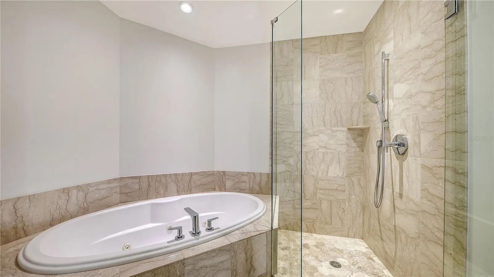 500 S PALM AVE #32 #32