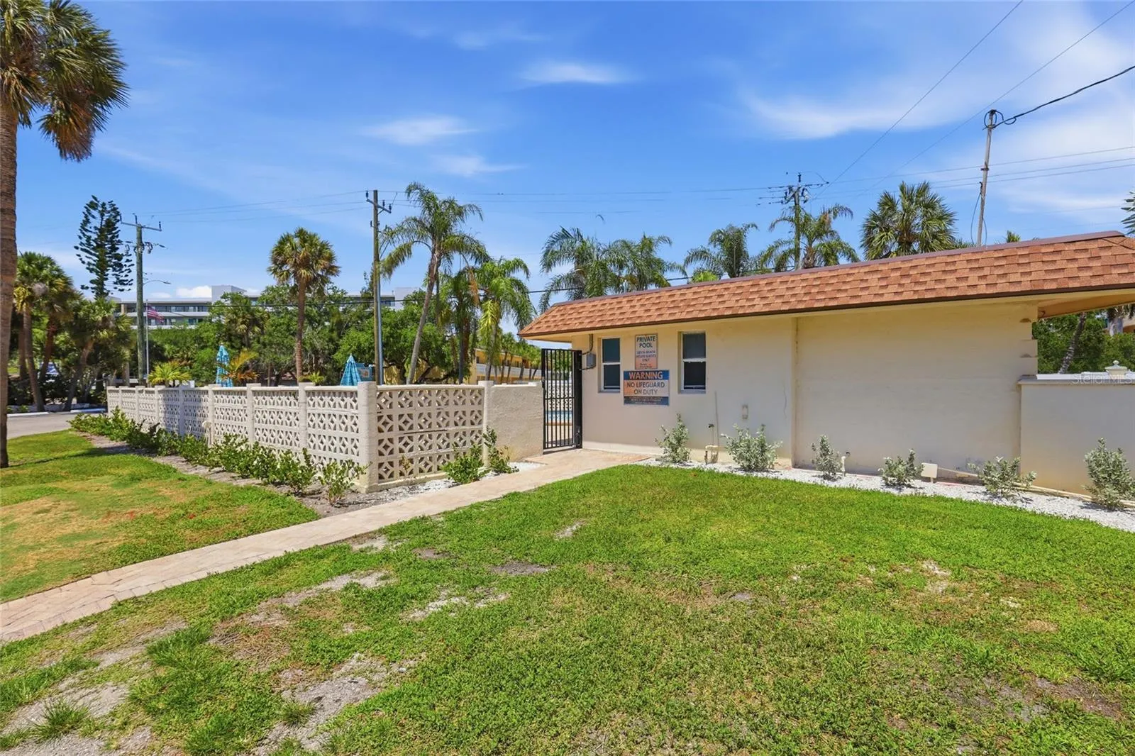 5950 MIDNIGHT PASS RD #101 #101