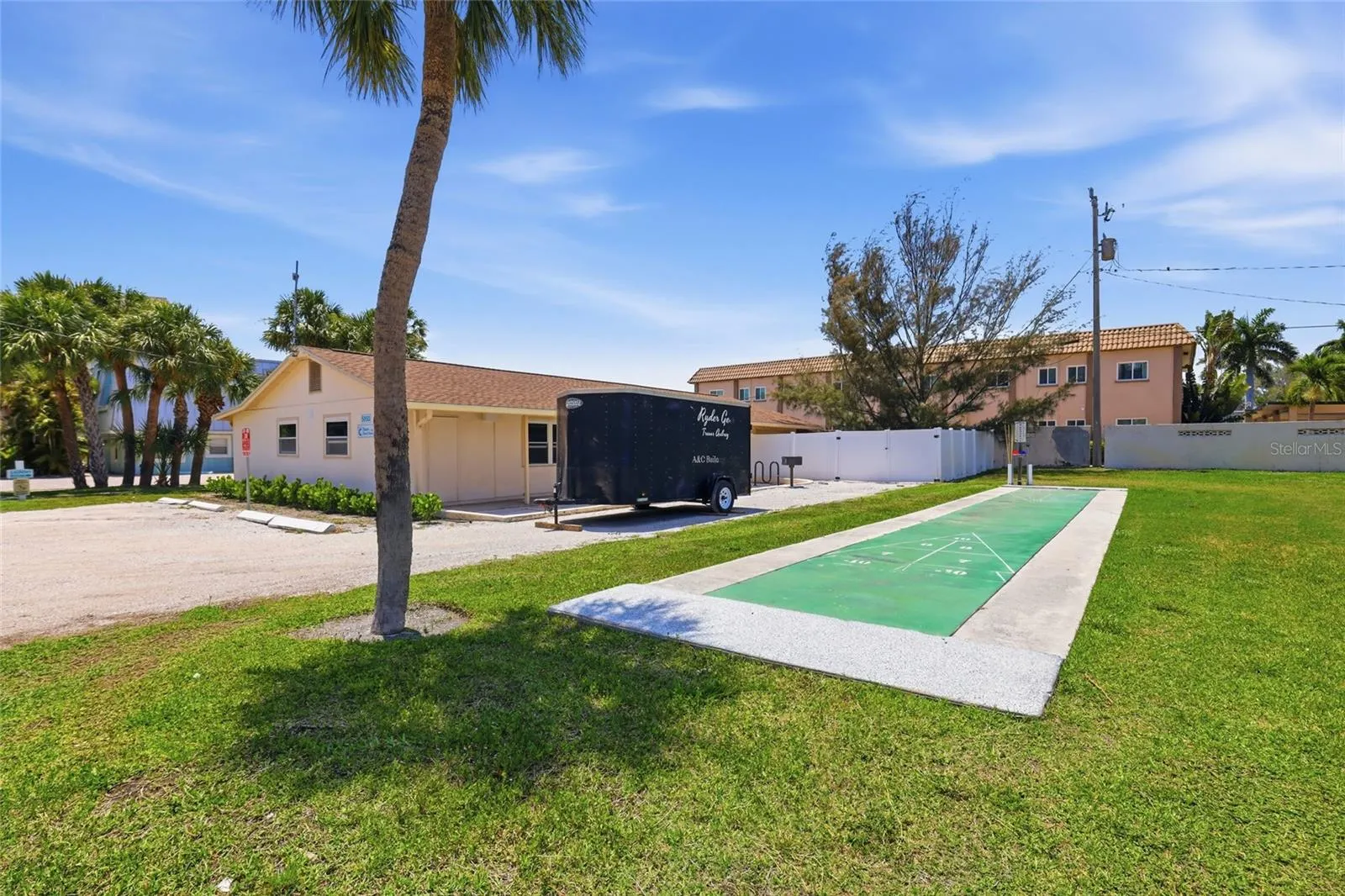 5950 MIDNIGHT PASS RD #101 #101