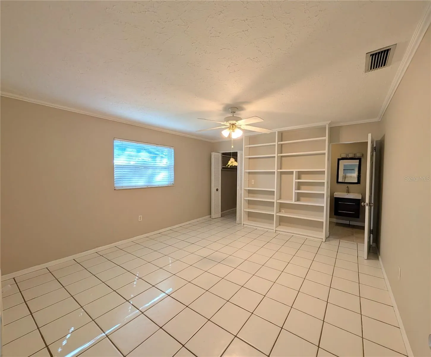 5749 BRITANNIA DR