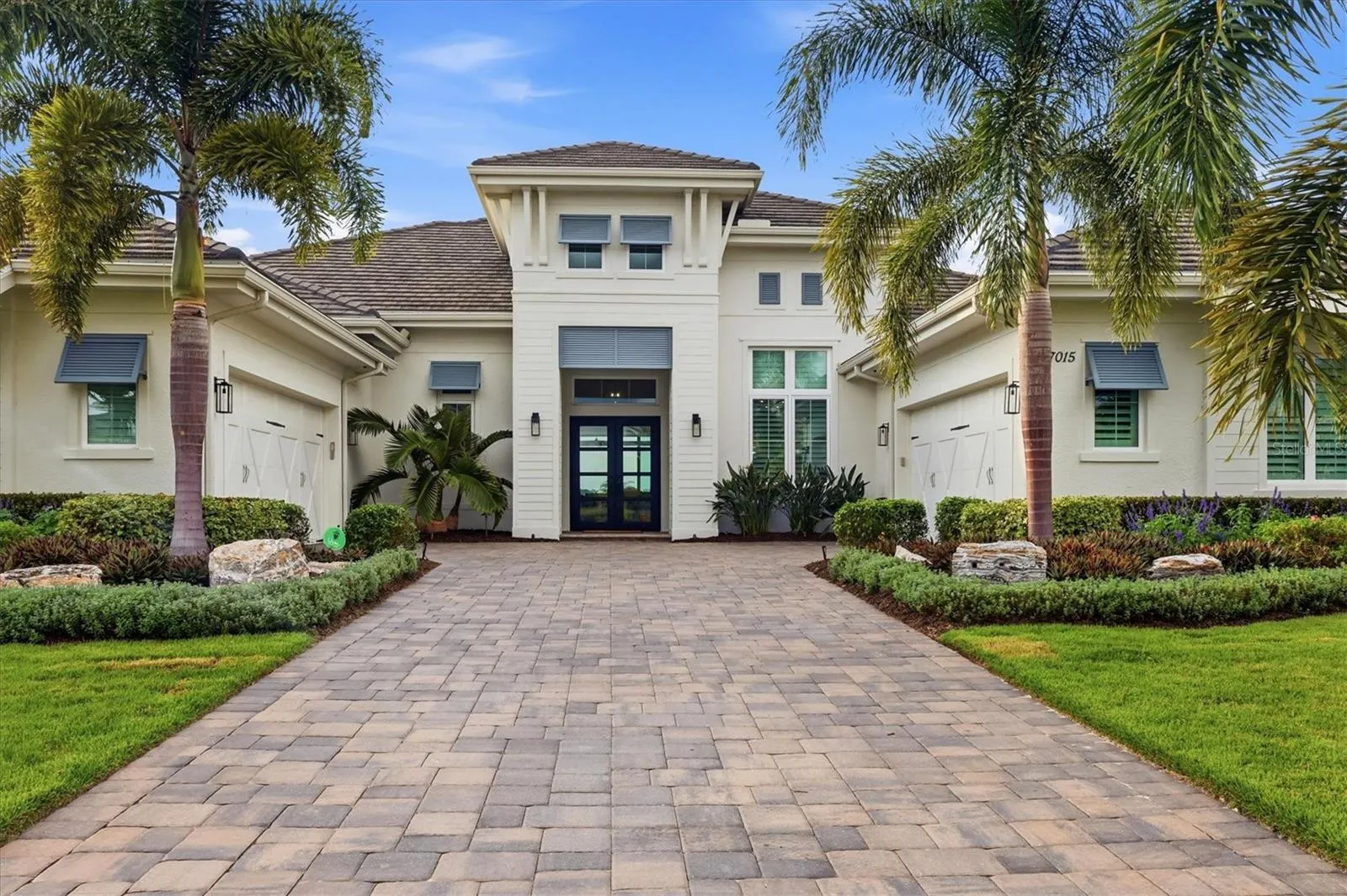 17015 CLEARLAKE AVE