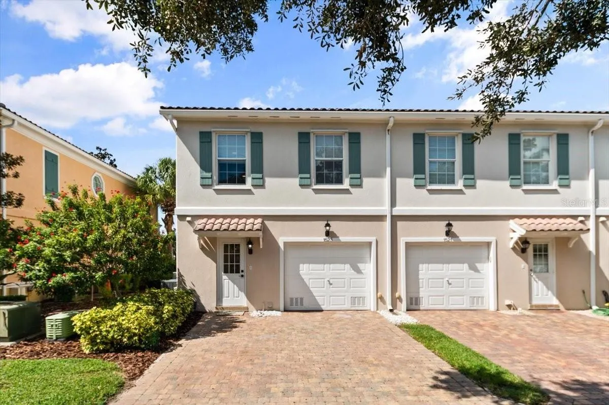 1523 NAPOLI DR E