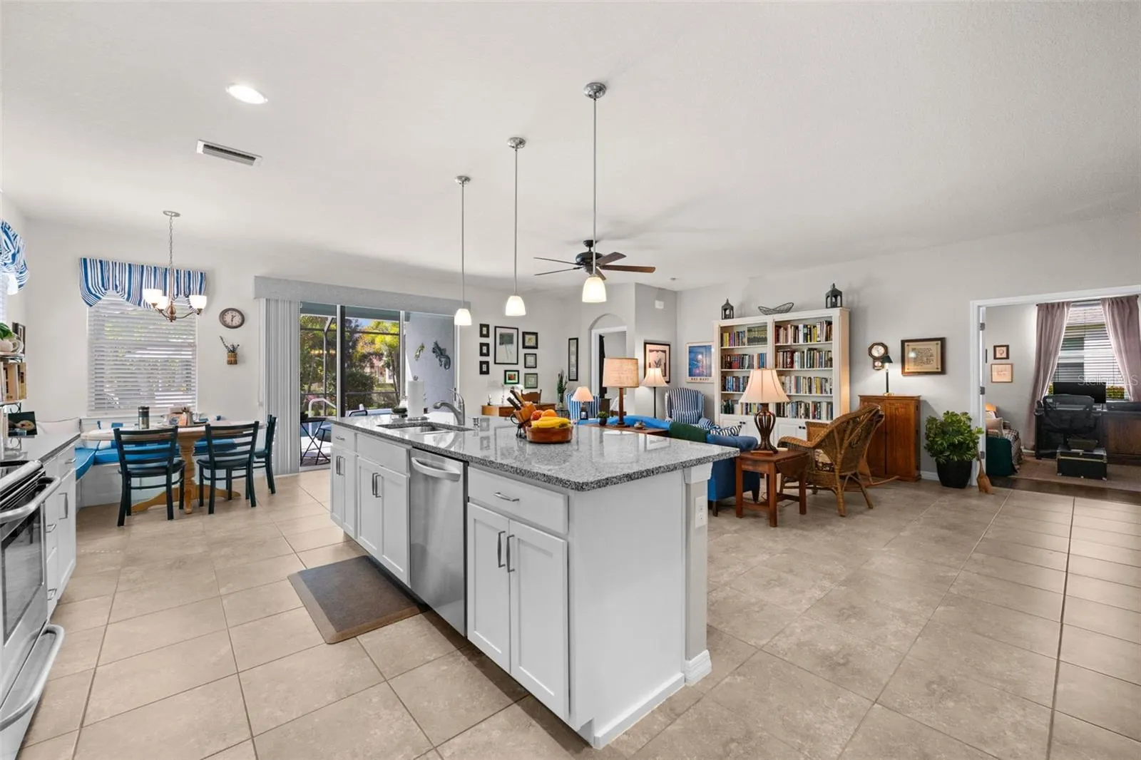 7813 BIRDIE BEND WAY