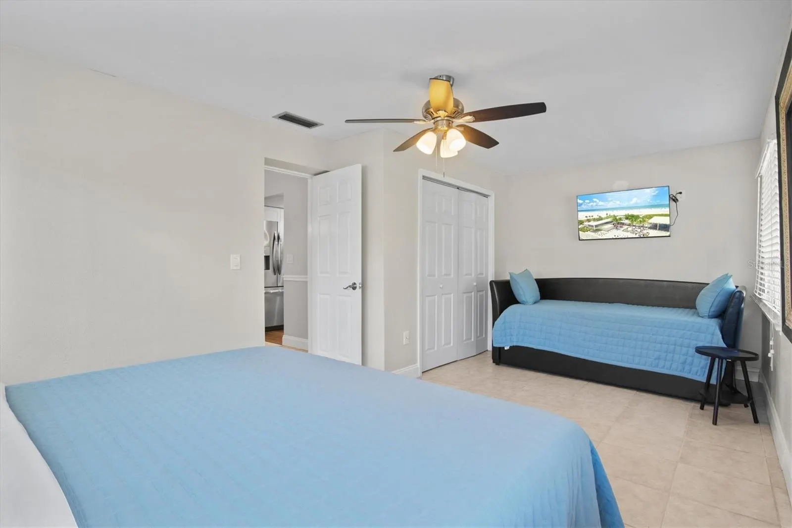 204 MONET DR