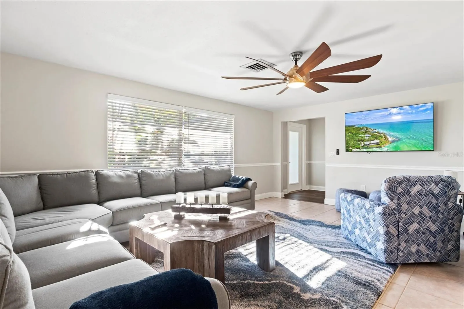 204 MONET DR