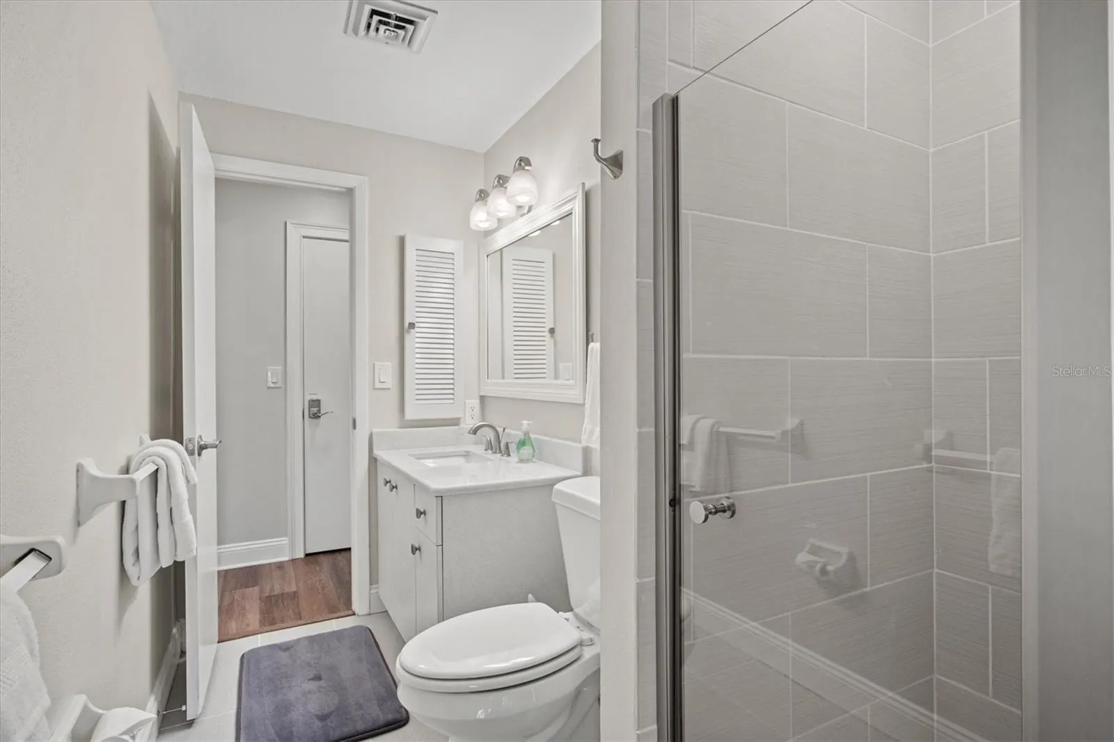 204 MONET DR