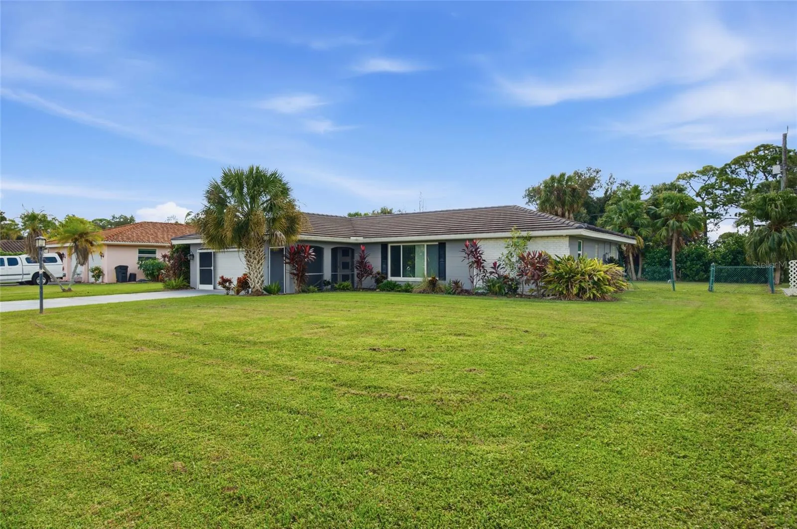 204 MONET DR