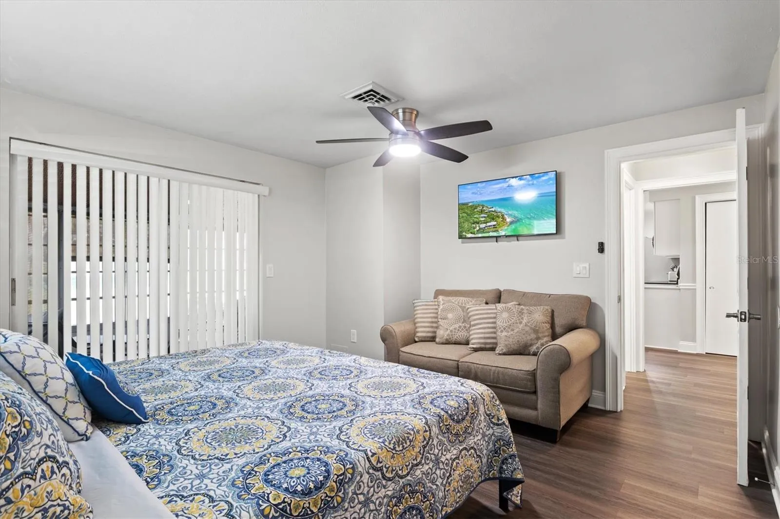 204 MONET DR