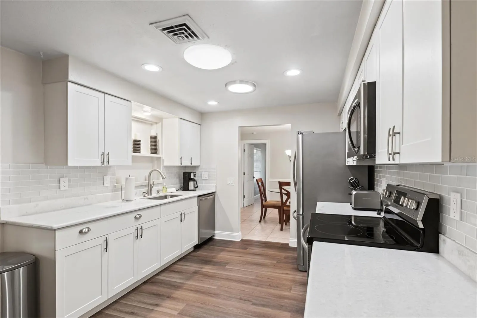 204 MONET DR