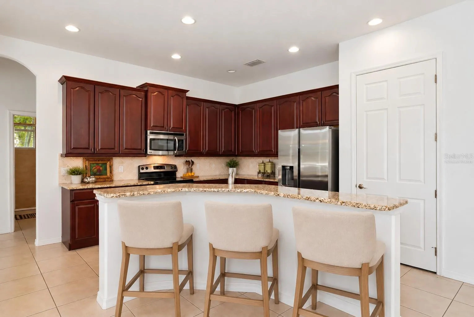 5809 LEXINGTON DR