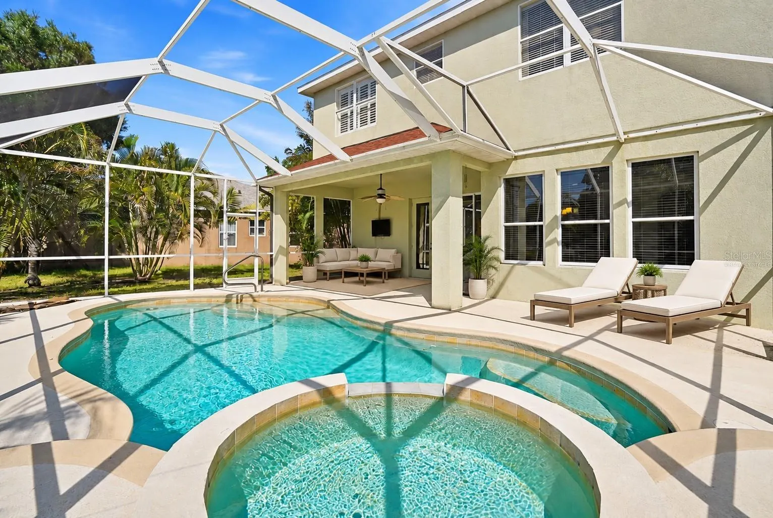5809 LEXINGTON DR