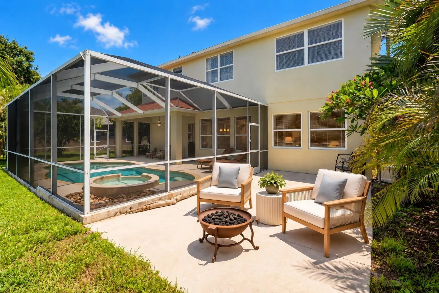 5809 LEXINGTON DR