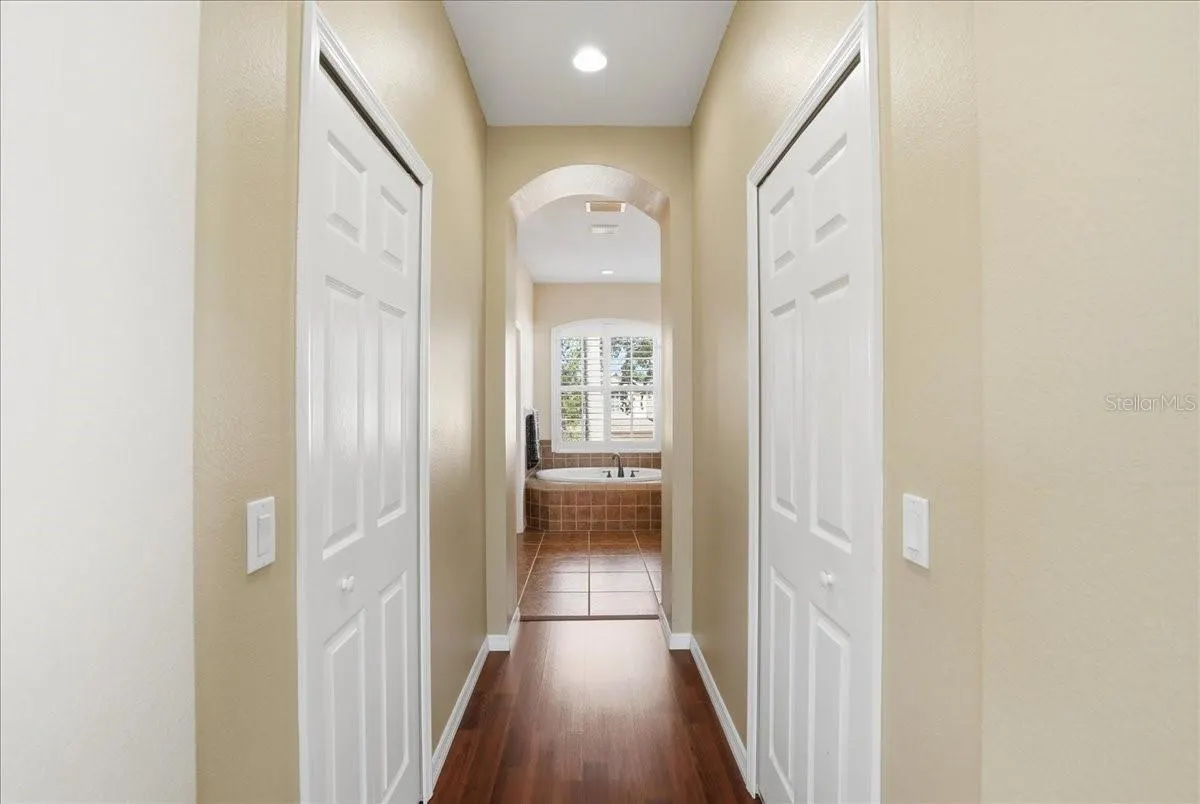 5809 LEXINGTON DR