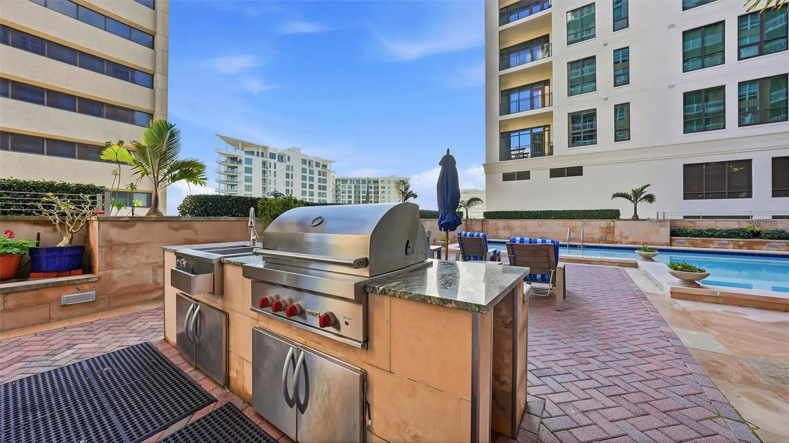 1350 MAIN ST #1409 #1409