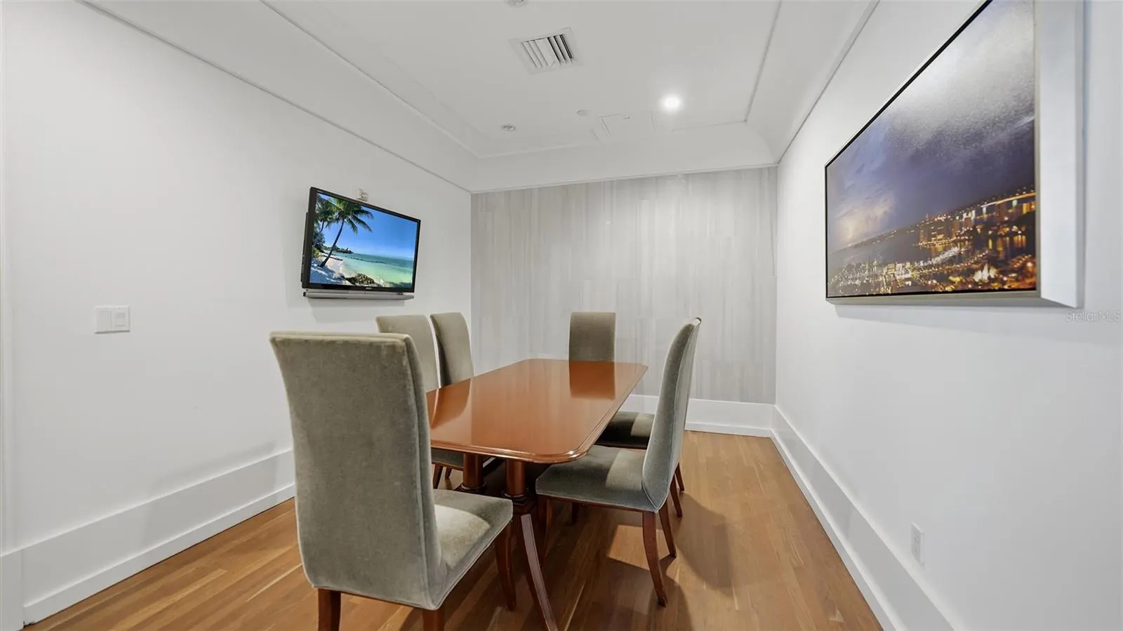 1350 MAIN ST #1409 #1409