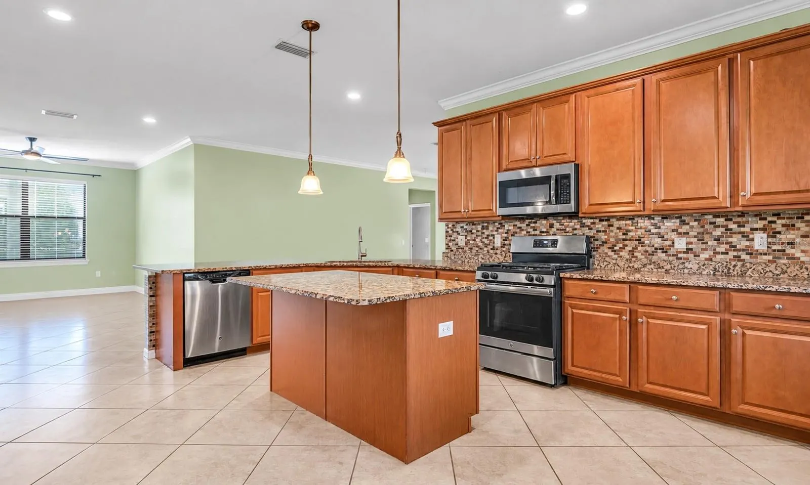 3504 SAVANNA PALMS CT
