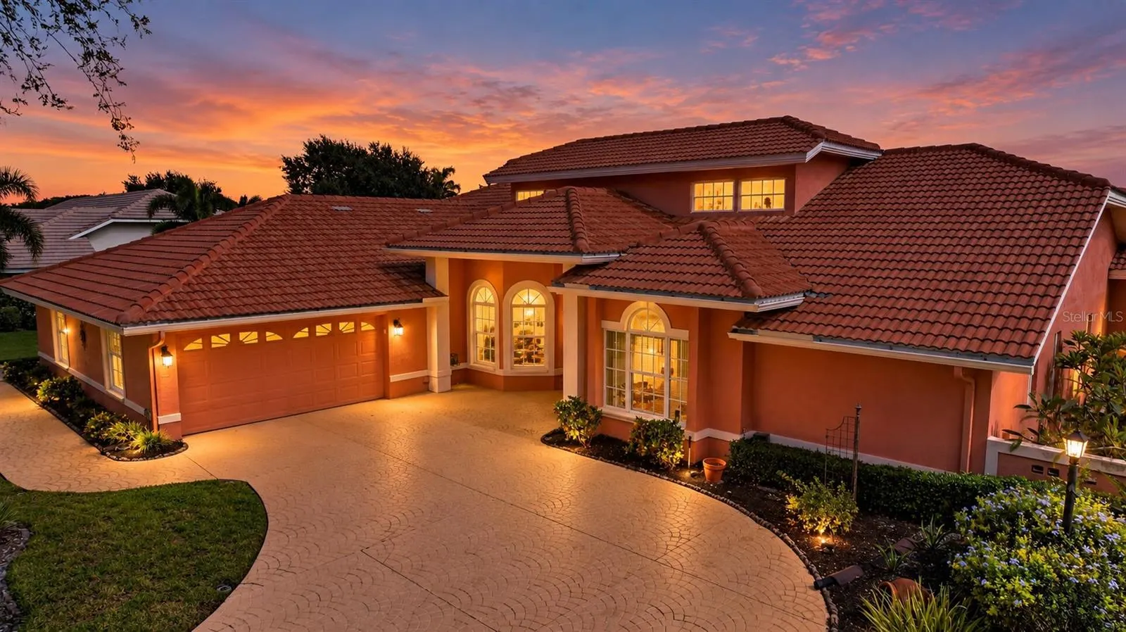 8938 WILD DUNES DR