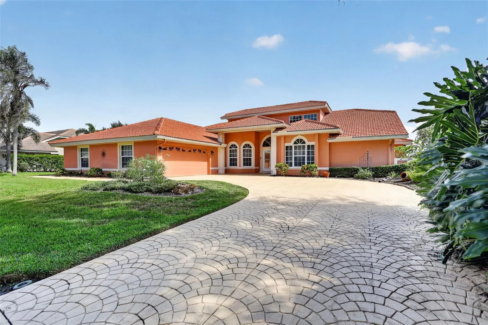 8938 WILD DUNES DR