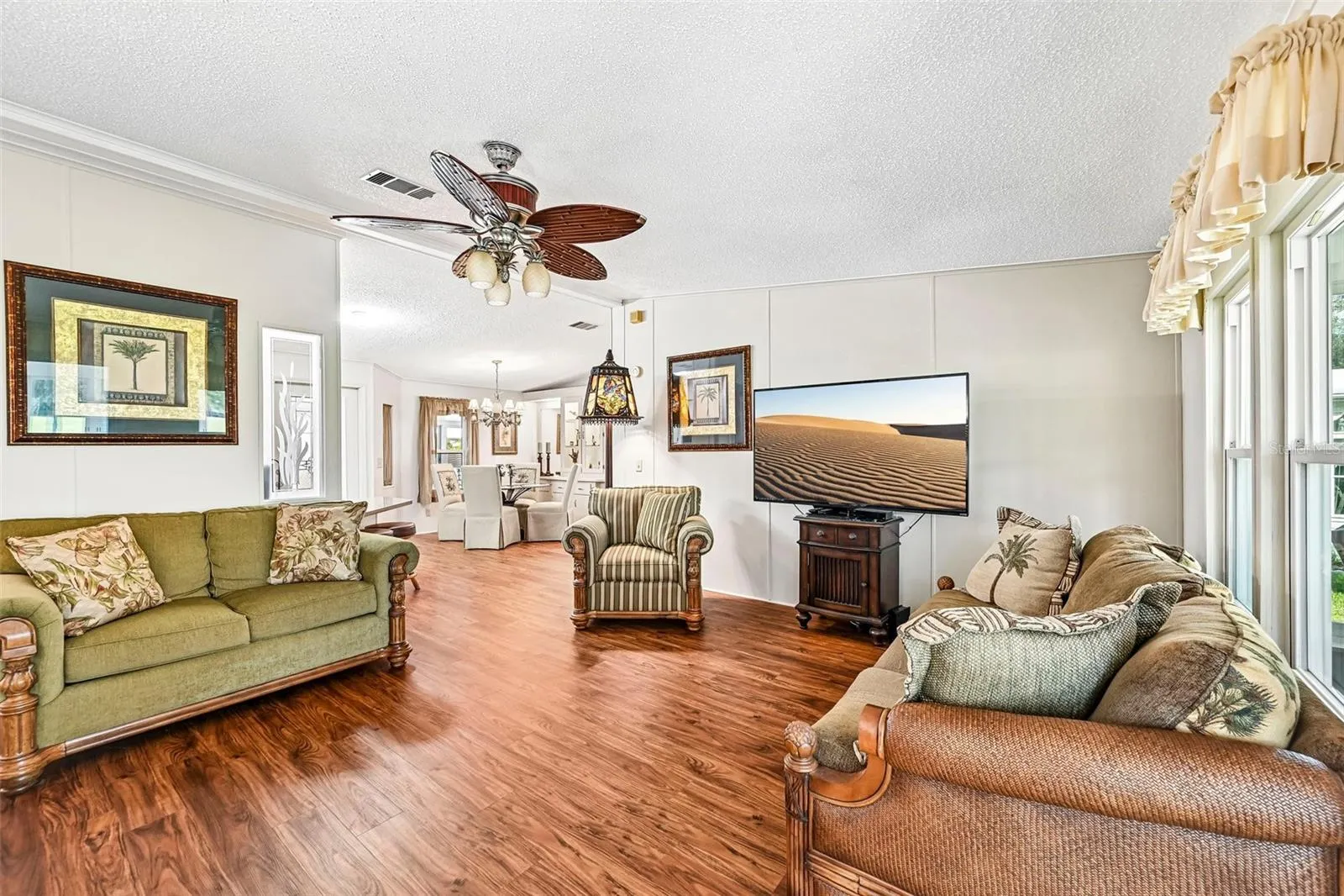 8510 COUNTESS AVENUE CIR