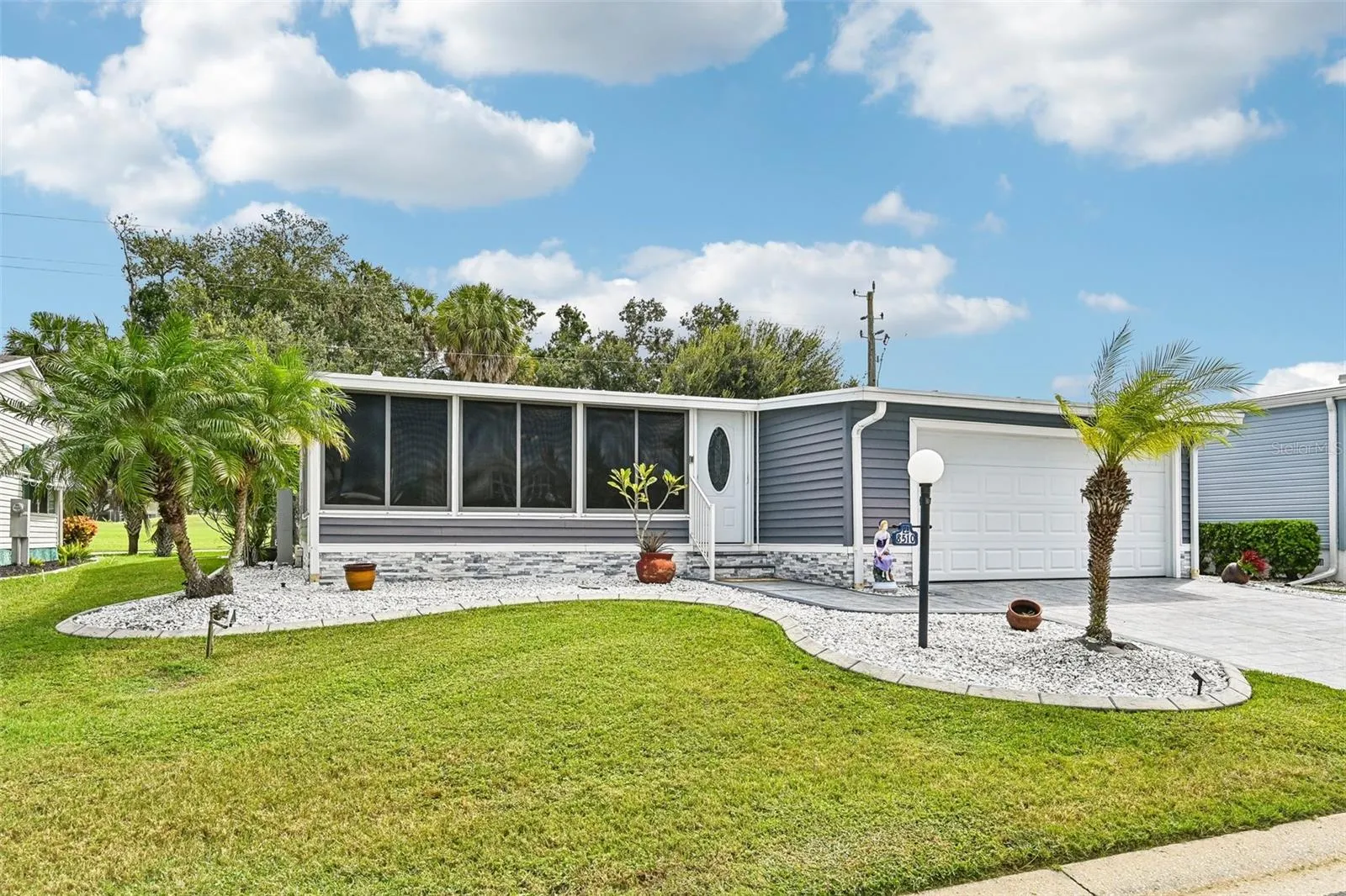 8510 COUNTESS AVENUE CIR
