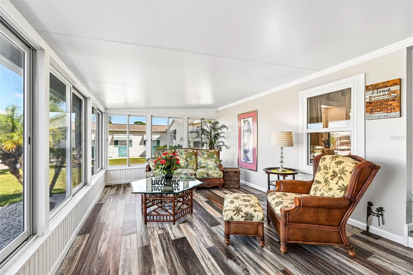 8510 COUNTESS AVENUE CIR