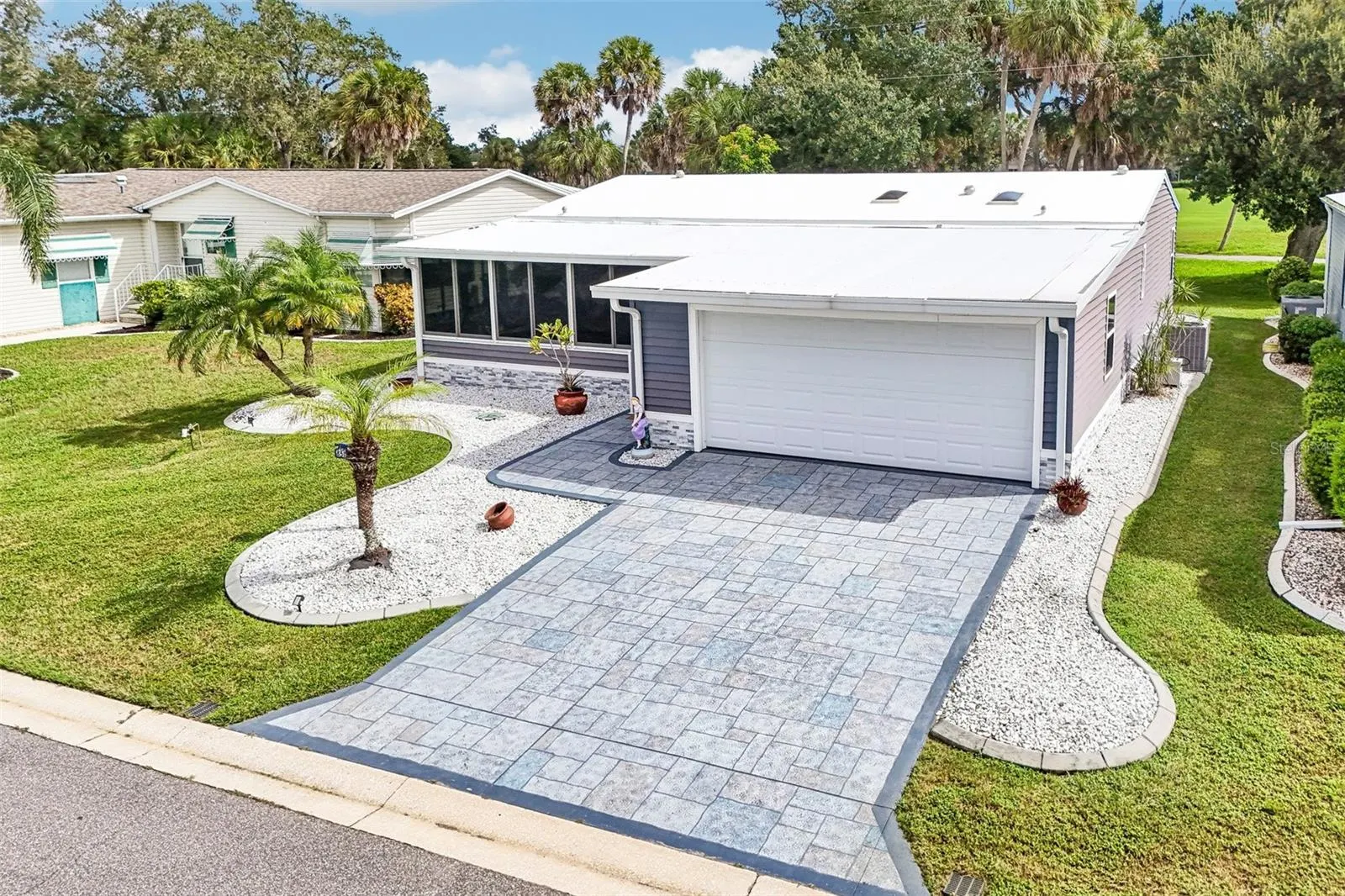 8510 COUNTESS AVENUE CIR