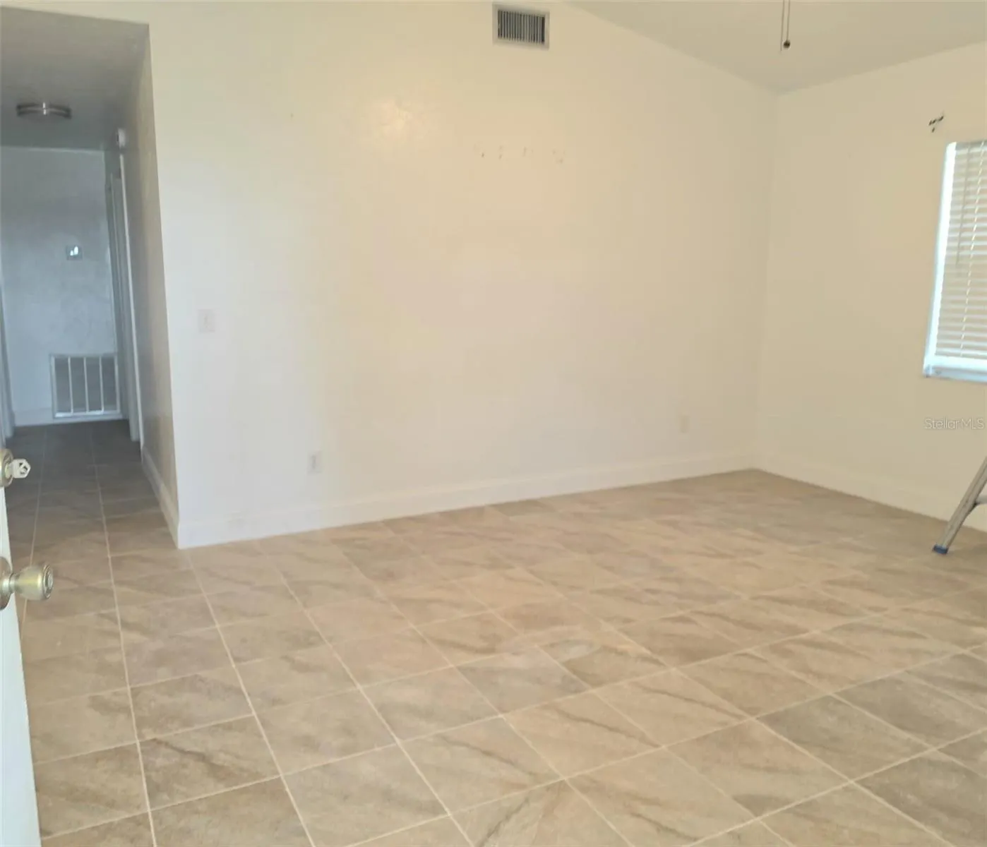 202 N MANATEE AVE