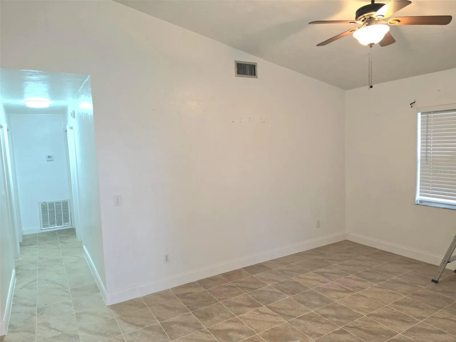 202 N MANATEE AVE