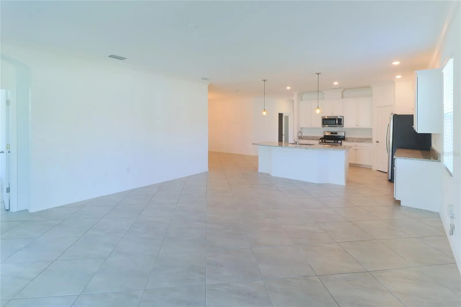 2501 AVOLET CT