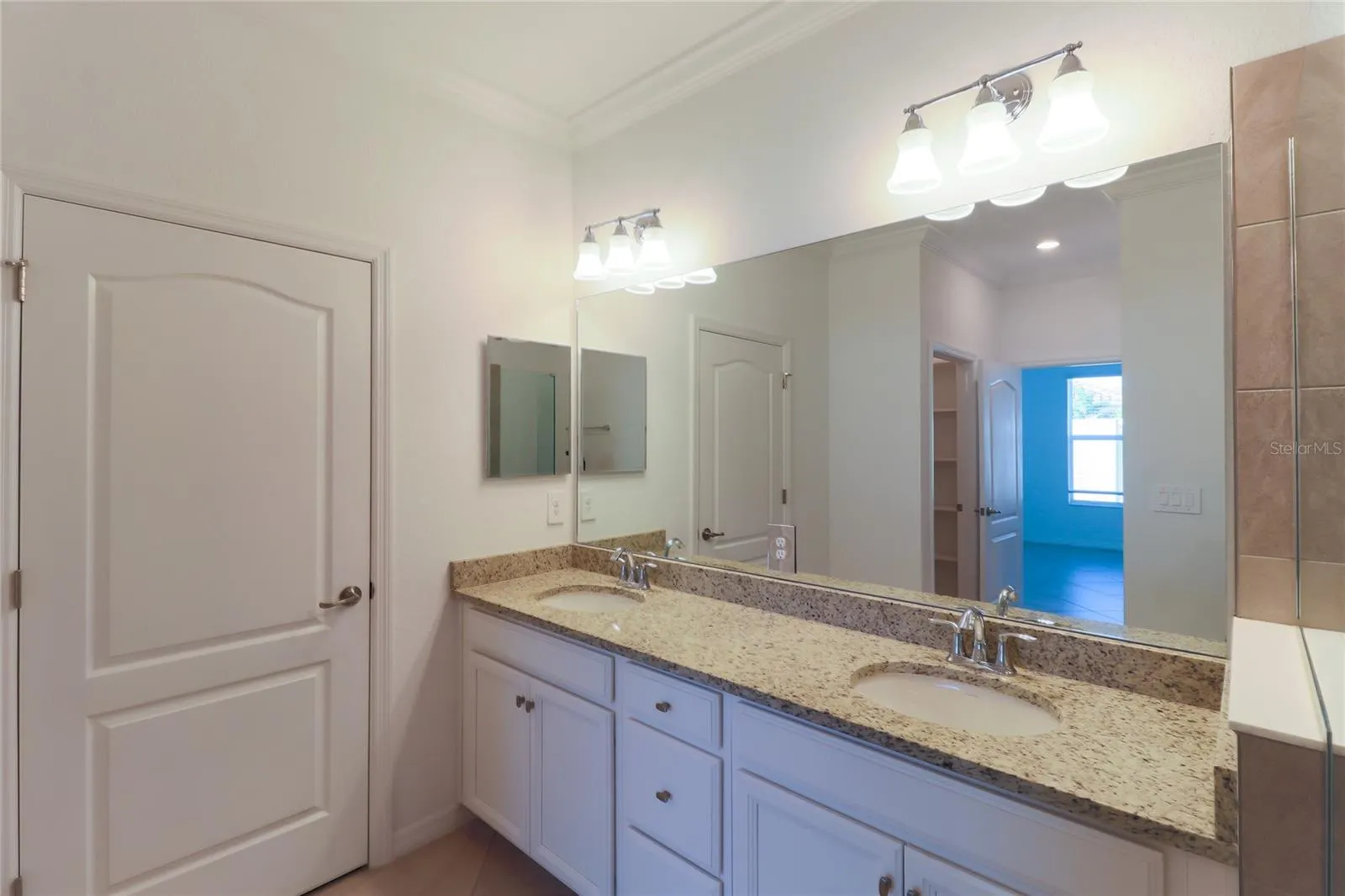 2501 AVOLET CT