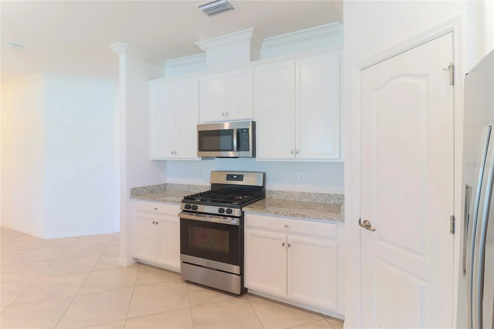 2501 AVOLET CT