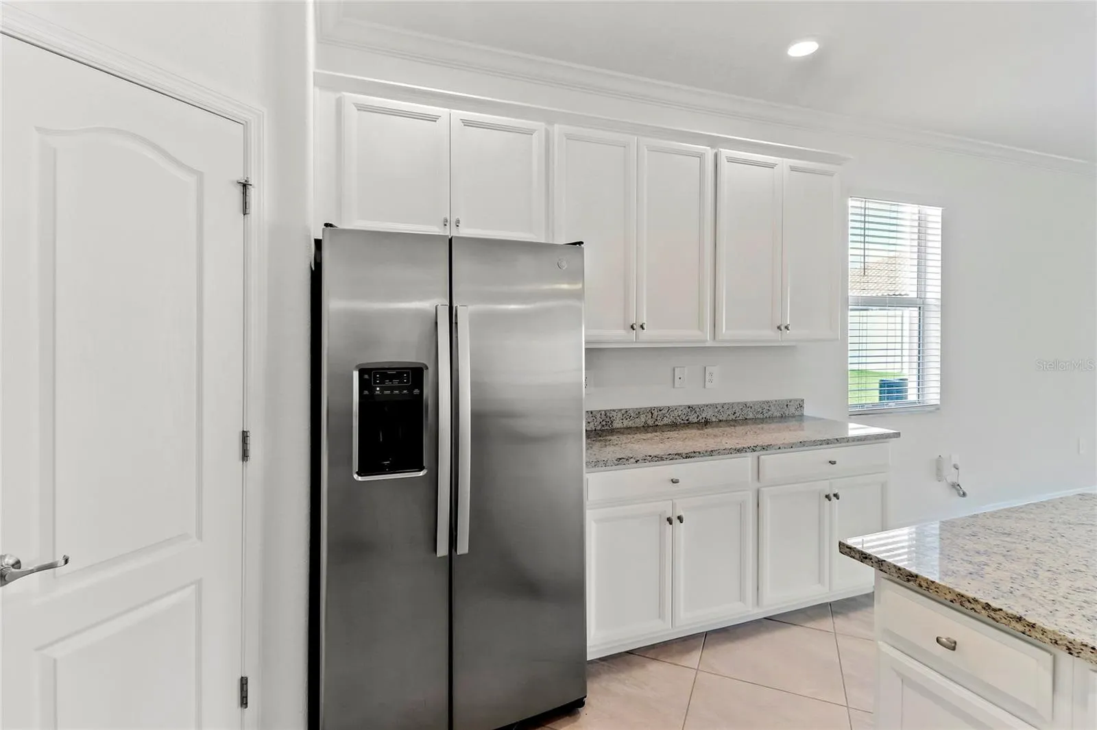 2501 AVOLET CT