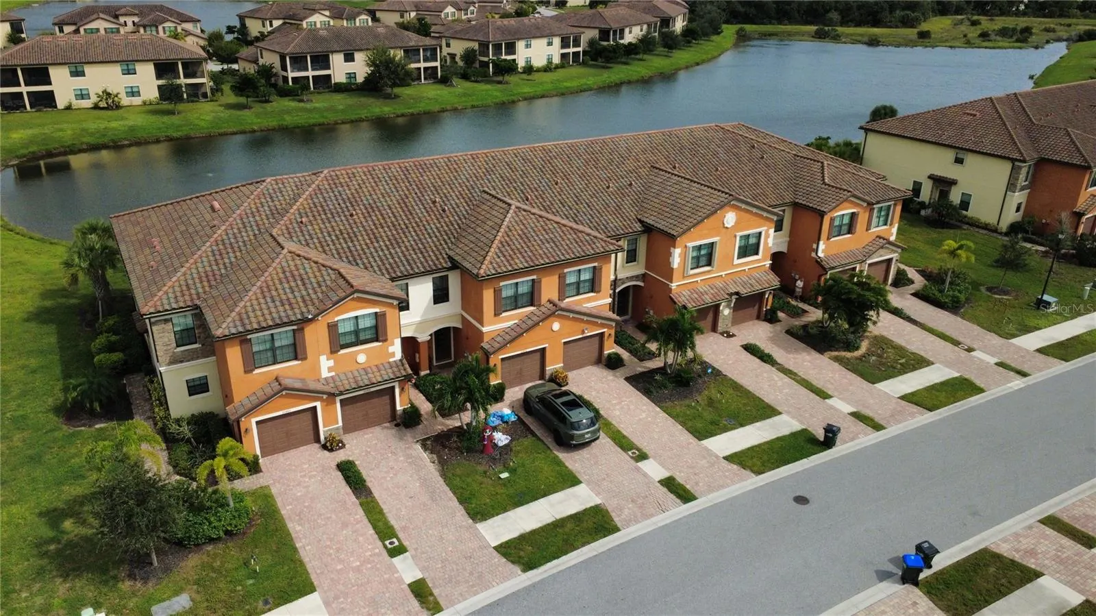 20448 LAGENTE CIR