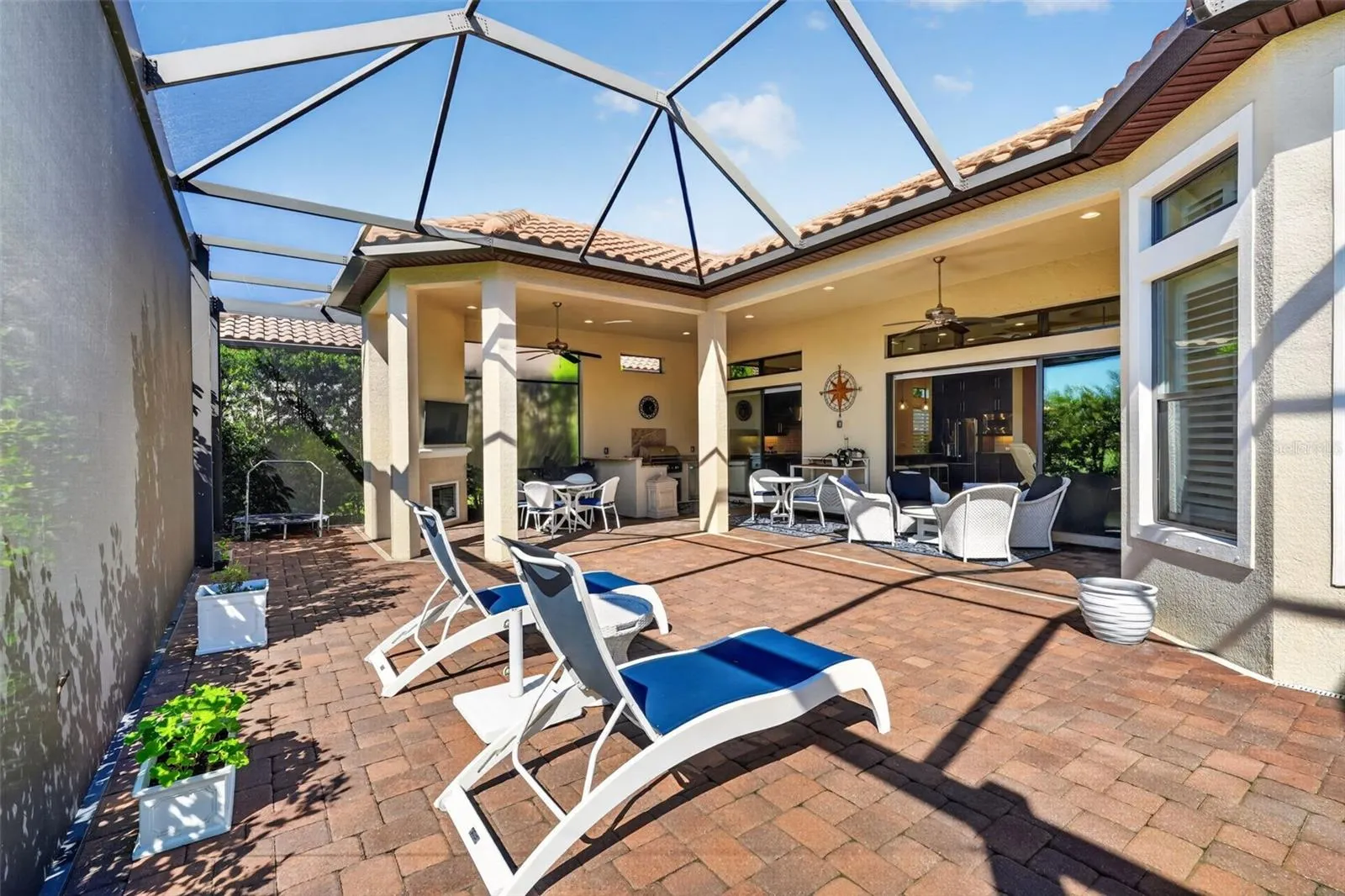 4740 BENITO CT
