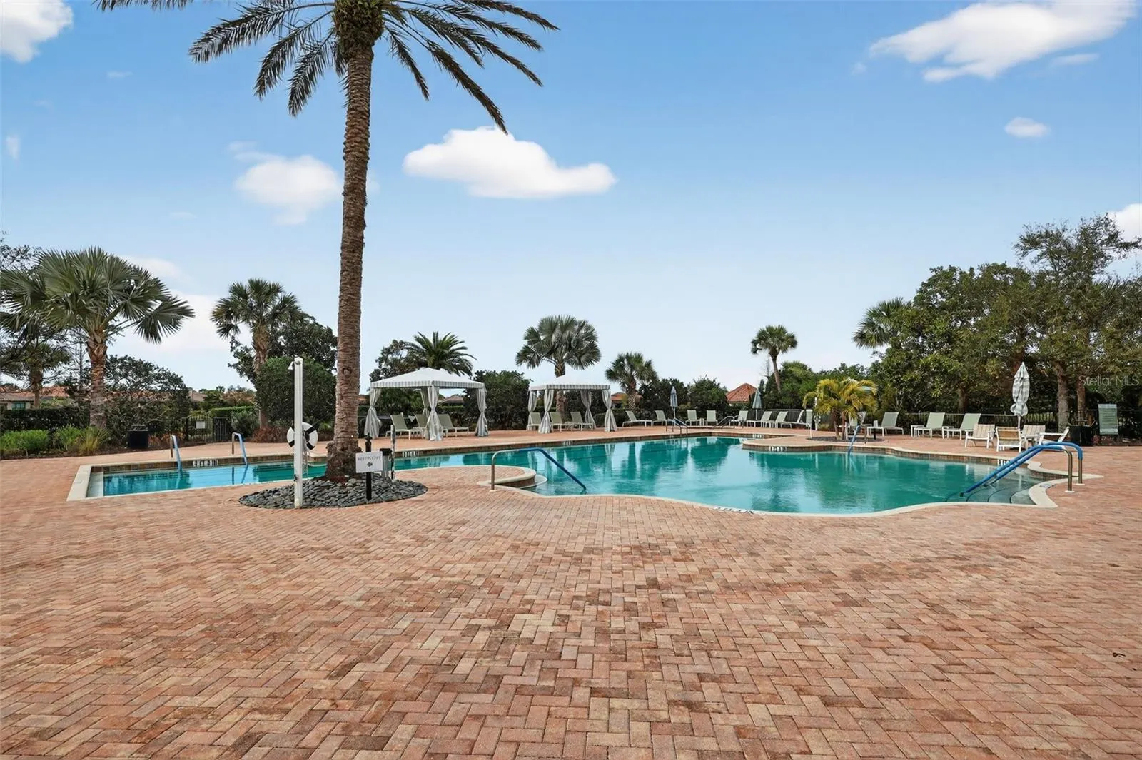 4740 BENITO CT