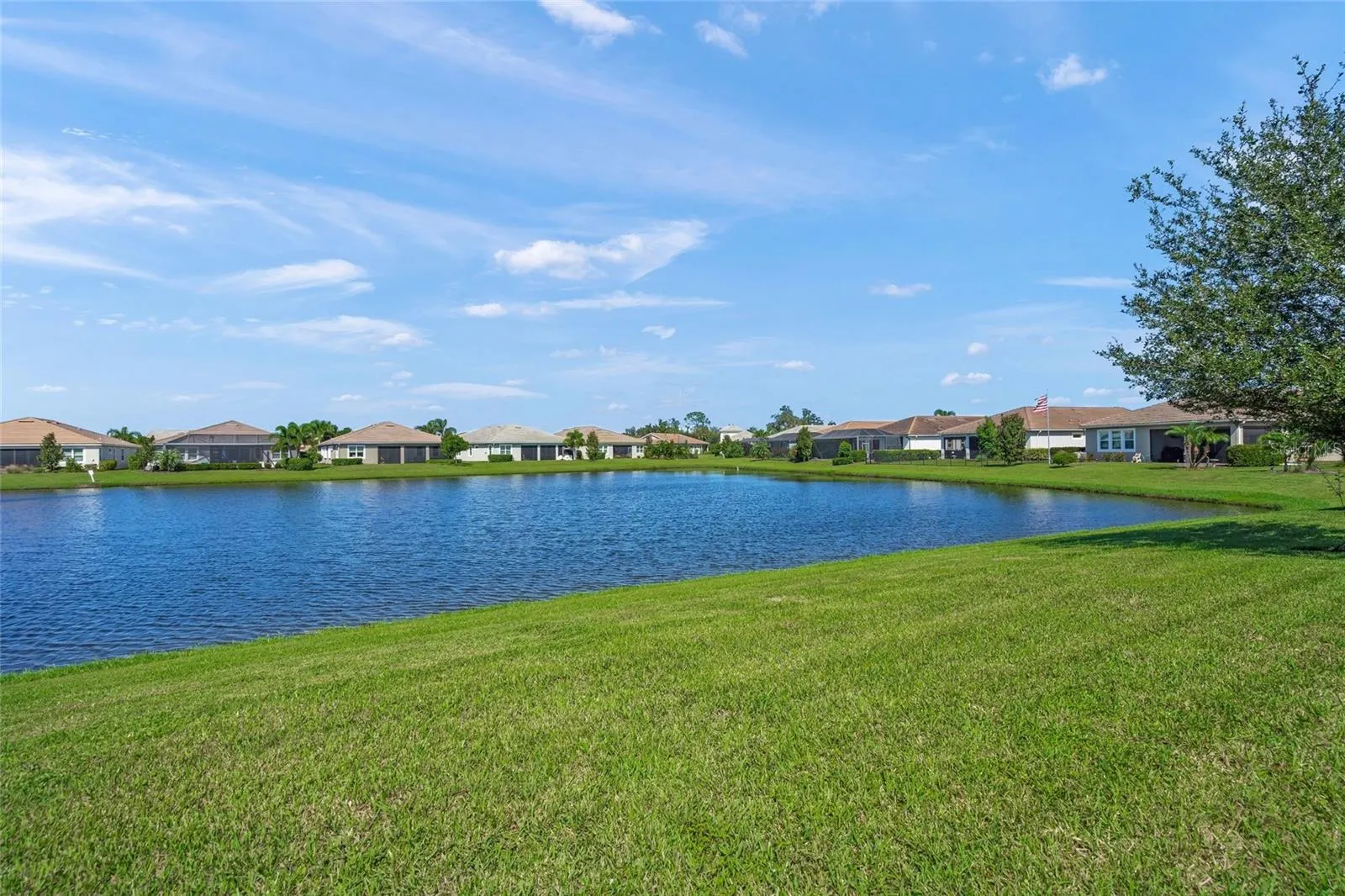 5890 LONG SHORE LOOP