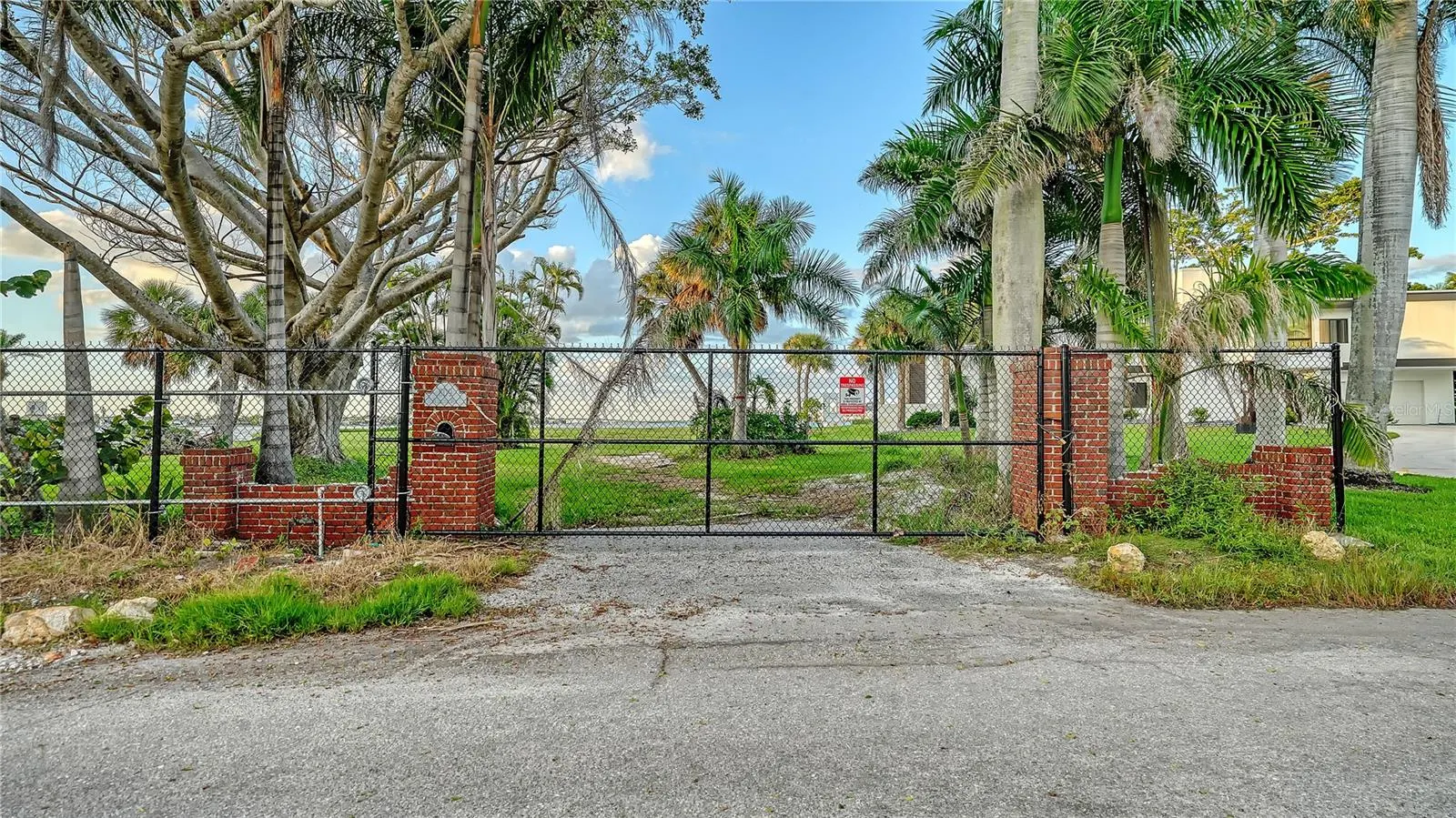 609 NORSOTA WAY