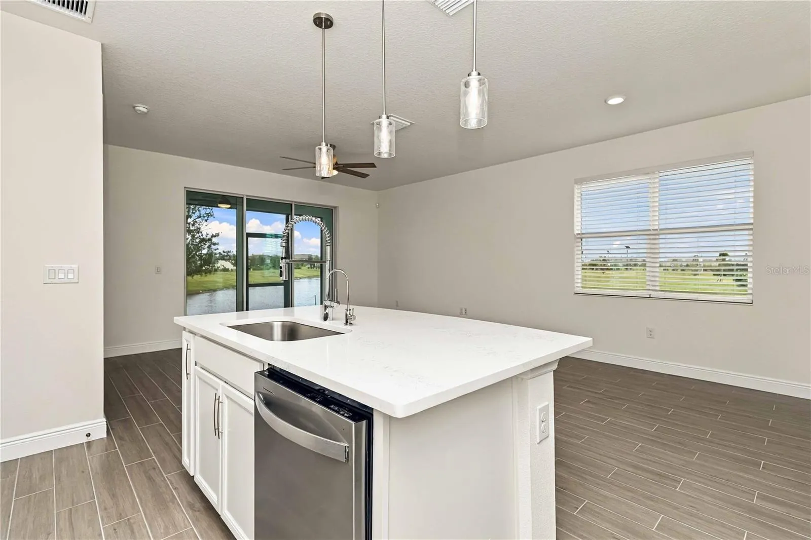 9136 GULF HAVEN DR