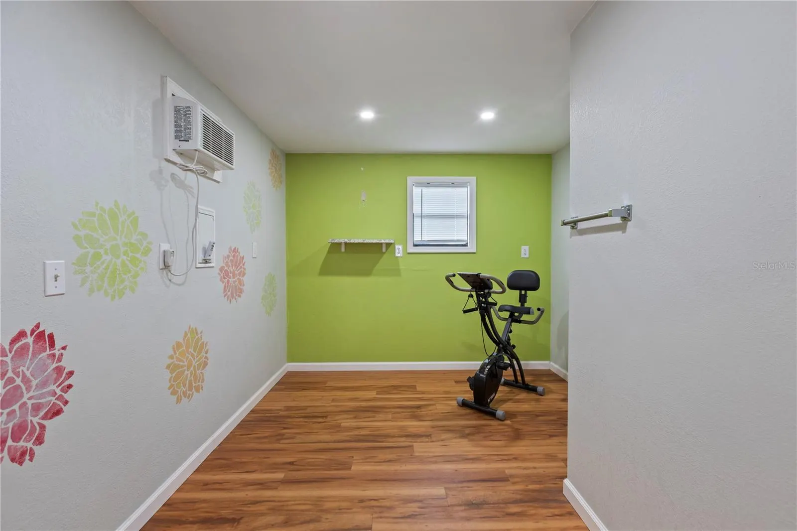 67 MEADOWLARK CIR