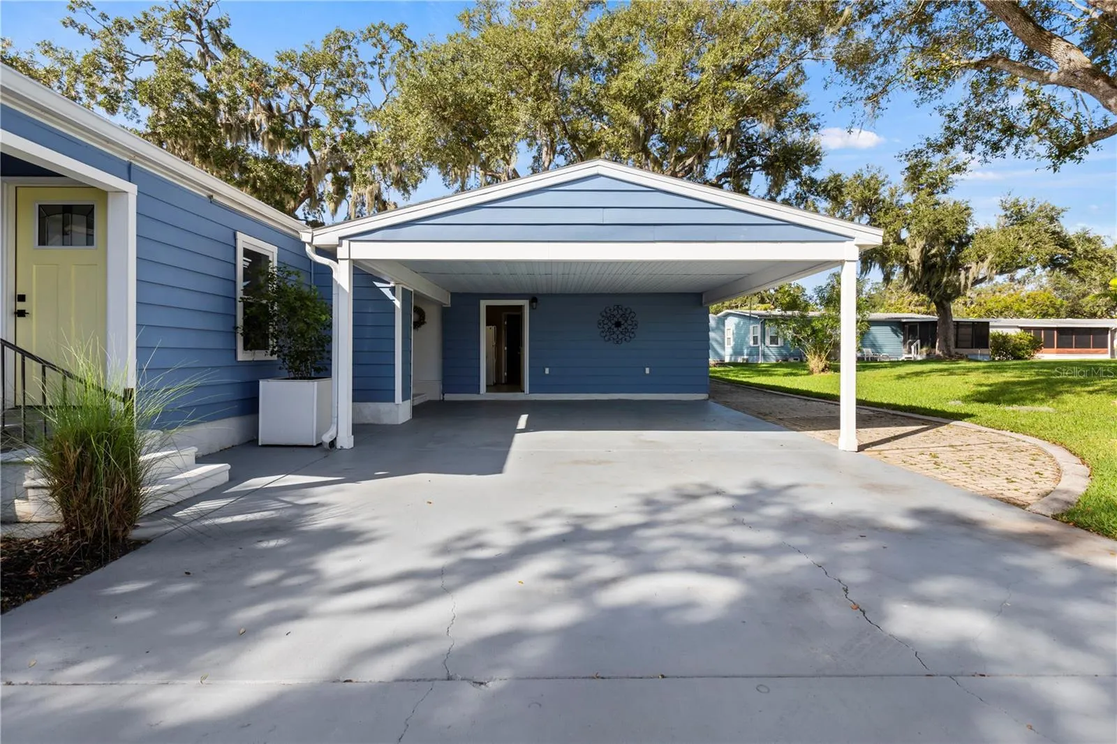 67 MEADOWLARK CIR