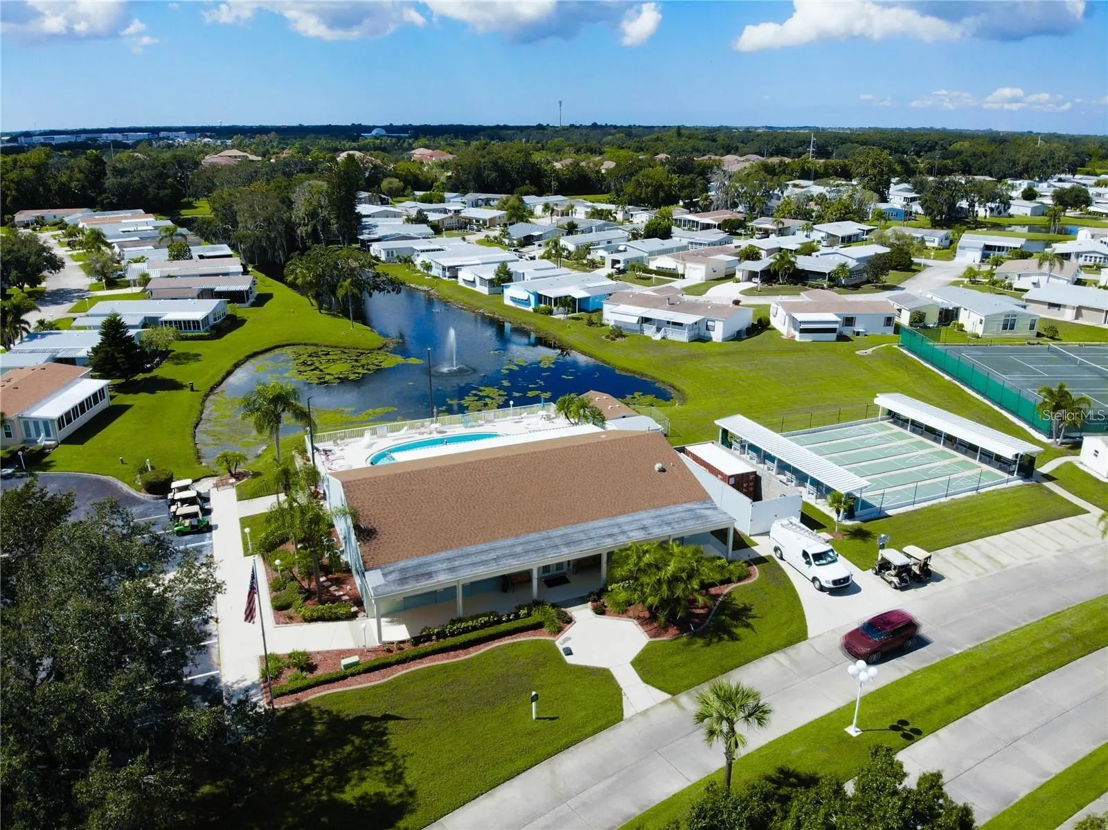 67 MEADOWLARK CIR
